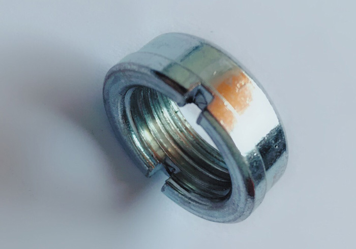 14B多工位螺帽机